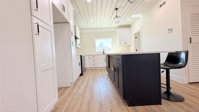 3601 Country Club Drive, Muskogee, OK 74403