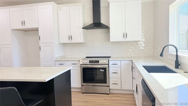 3601 Country Club Drive, Muskogee, OK 74403