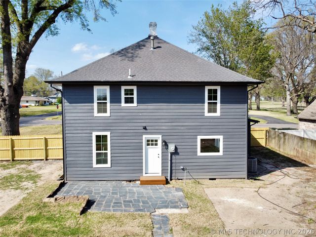 3601 Country Club Drive, Muskogee, OK 74403