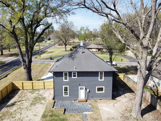 3601 Country Club Drive, Muskogee, OK 74403