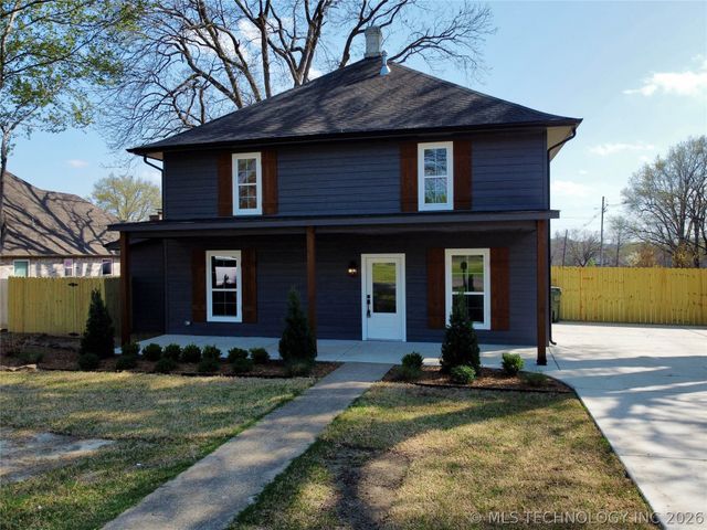 3601 Country Club Drive, Muskogee, OK 74403