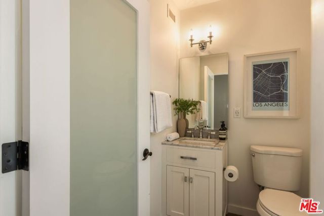 645 N Hayworth Avenue, Los Angeles, CA 90048