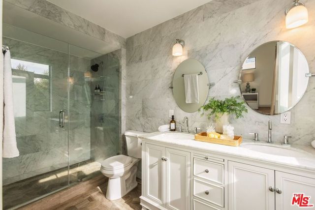 645 N Hayworth Avenue, Los Angeles, CA 90048