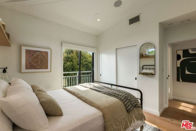 645 N Hayworth Avenue, Los Angeles, CA 90048