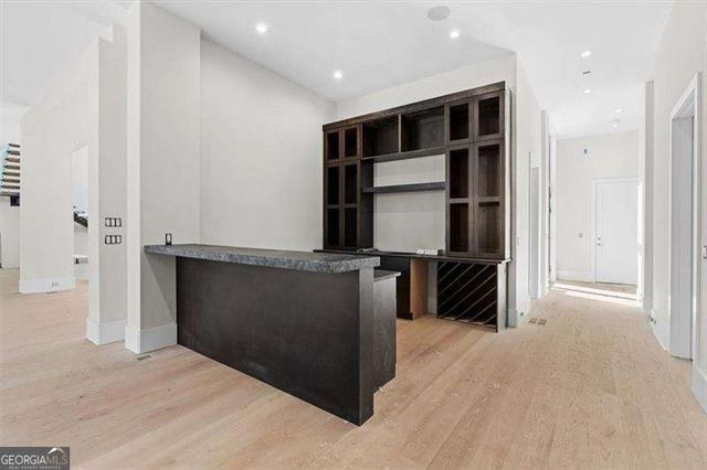 124 Woodlawn Drive NE, Marietta, GA 30067