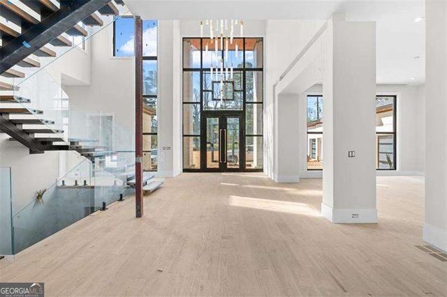 124 Woodlawn Drive NE, Marietta, GA 30067