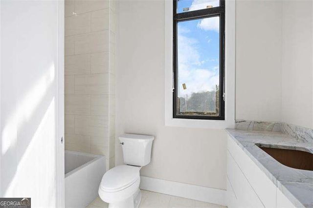 124 Woodlawn Drive NE, Marietta, GA 30067