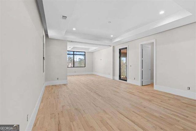 124 Woodlawn Drive NE, Marietta, GA 30067