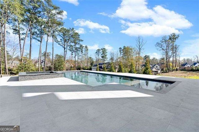 124 Woodlawn Drive NE, Marietta, GA 30067