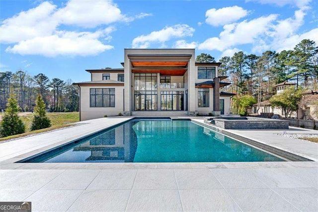 124 Woodlawn Drive NE, Marietta, GA 30067