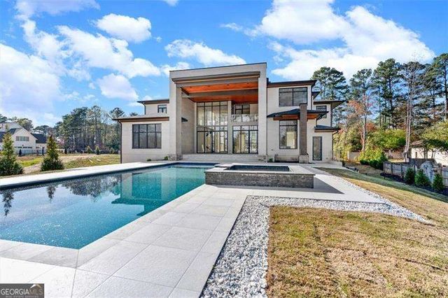 124 Woodlawn Drive NE, Marietta, GA 30067