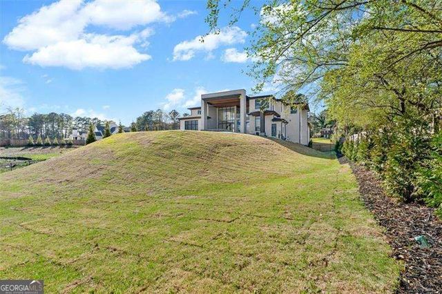 124 Woodlawn Drive NE, Marietta, GA 30067