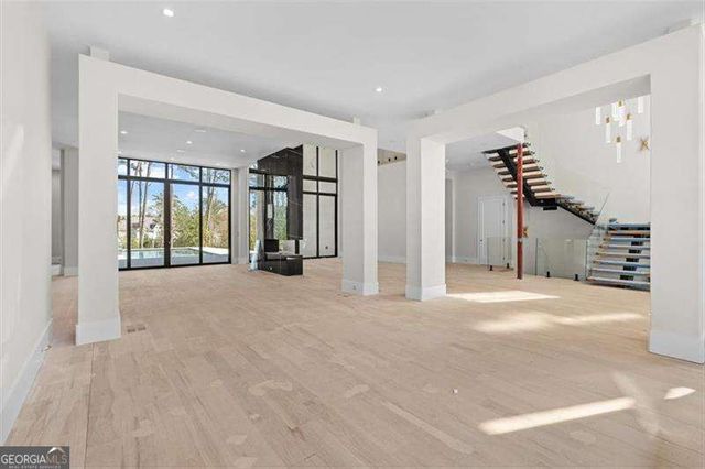 124 Woodlawn Drive NE, Marietta, GA 30067