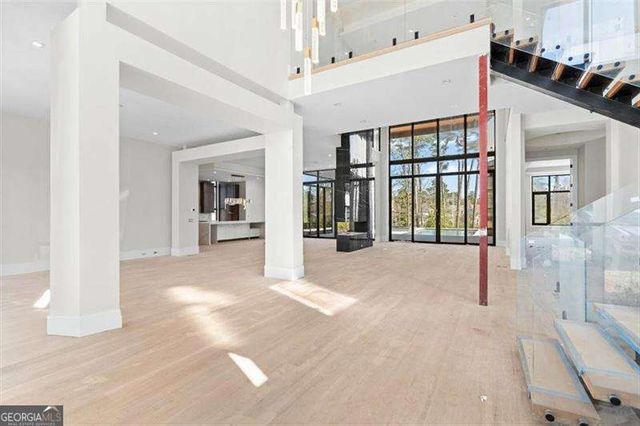 124 Woodlawn Drive NE, Marietta, GA 30067