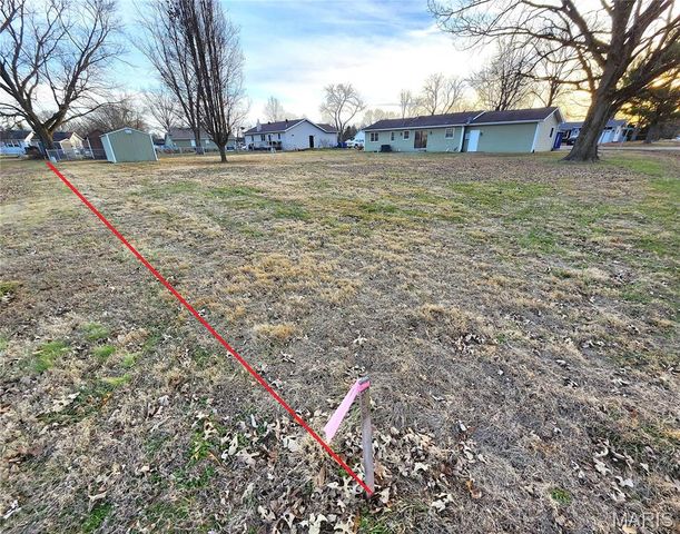 629 TAMARACH Drive, Edwardsville, IL 62025