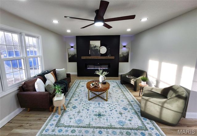 629 TAMARACH Drive, Edwardsville, IL 62025