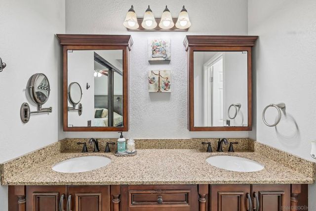 700 Baylor Ave, Bonita, CA 91902