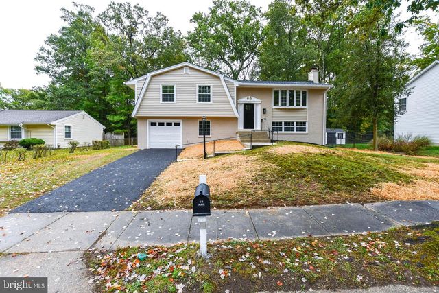 2650 PINEWOOD DR, Waldorf, MD 20601