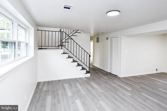 2650 PINEWOOD DR, Waldorf, MD 20601