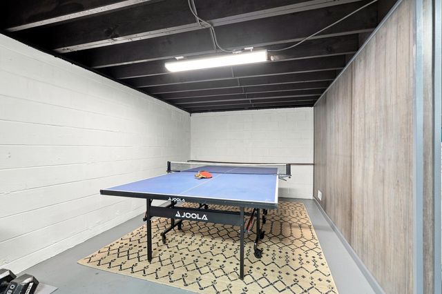 5773 Taney Place, Merrillville, IN 46410