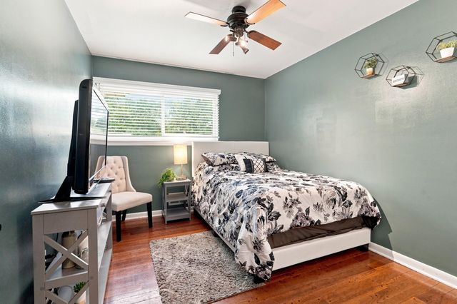 5773 Taney Place, Merrillville, IN 46410