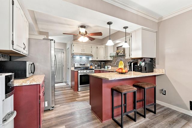 5773 Taney Place, Merrillville, IN 46410