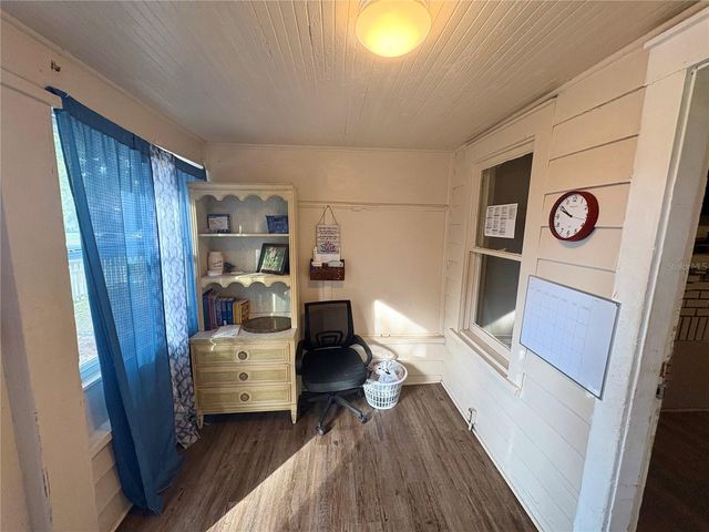 1145 16TH AVENUE S B, St Petersburg, FL 33705