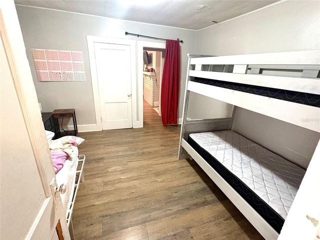 1145 16TH AVENUE S B, St Petersburg, FL 33705