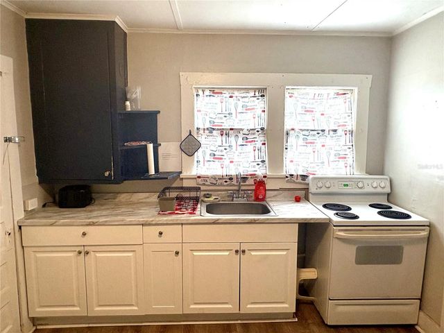 1145 16TH AVENUE S B, St Petersburg, FL 33705