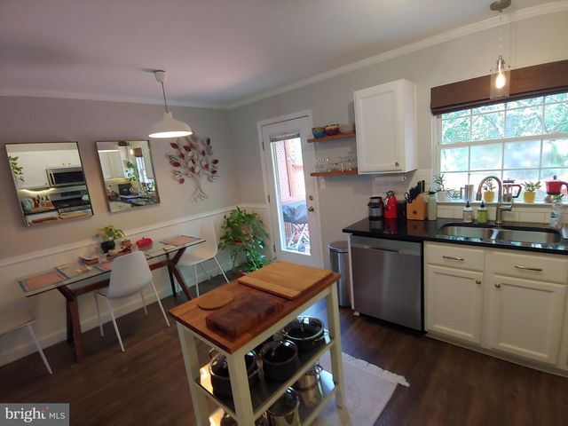 1982 TEASEL CT, Woodbridge, VA 22192