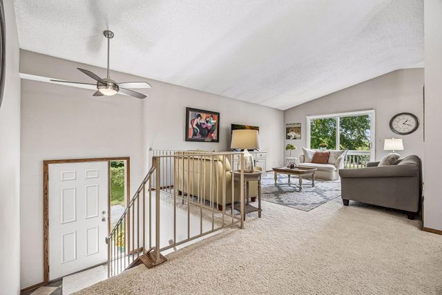 5225 Beachside Drive, Minnetonka, MN 55343