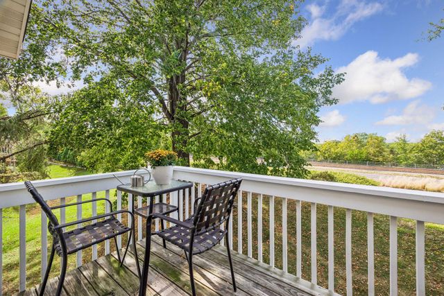 5225 Beachside Drive, Minnetonka, MN 55343