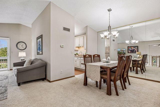 5225 Beachside Drive, Minnetonka, MN 55343