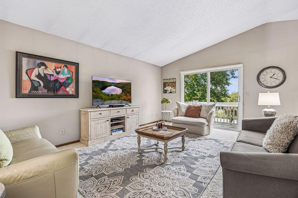5225 Beachside Drive, Minnetonka, MN 55343 — photo 4