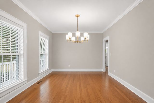 1040 Shoreham St, Murfreesboro, TN 37130