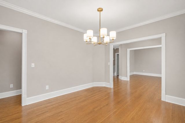 1040 Shoreham St, Murfreesboro, TN 37130