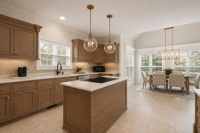 1040 Shoreham St, Murfreesboro, TN 37130