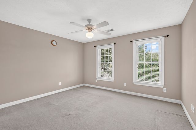 1040 Shoreham St, Murfreesboro, TN 37130