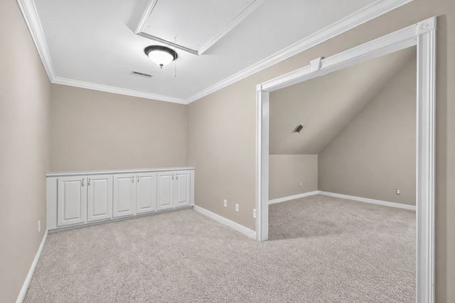1040 Shoreham St, Murfreesboro, TN 37130