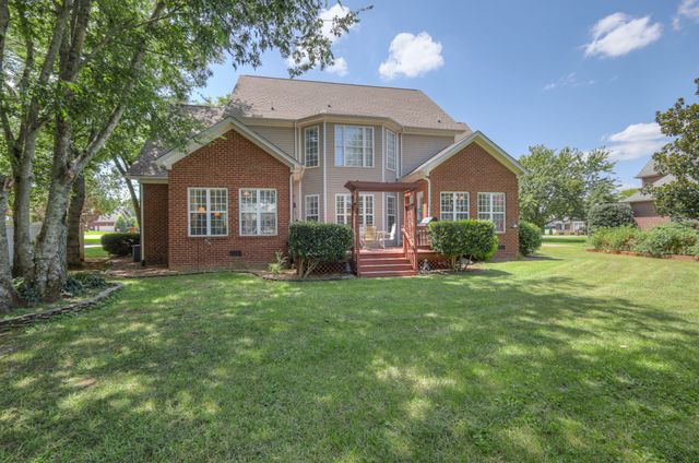 1040 Shoreham St, Murfreesboro, TN 37130