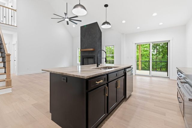 148 Knights Lane, Somerset, KY 42503