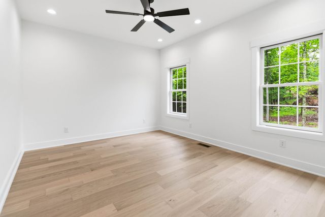 148 Knights Lane, Somerset, KY 42503