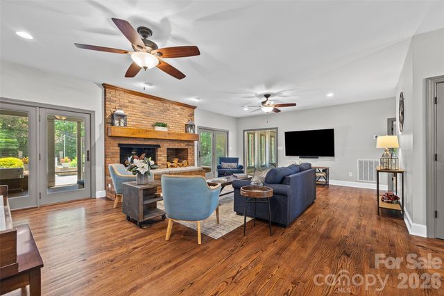 16105 Langston Drive, Charlotte, NC 28278