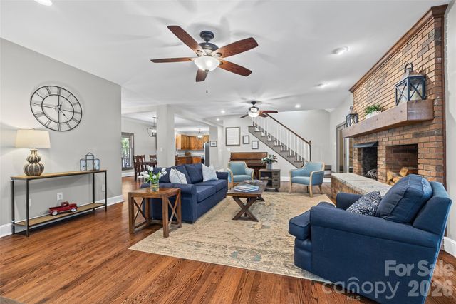 16105 Langston Drive, Charlotte, NC 28278