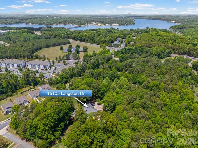 16105 Langston Drive, Charlotte, NC 28278