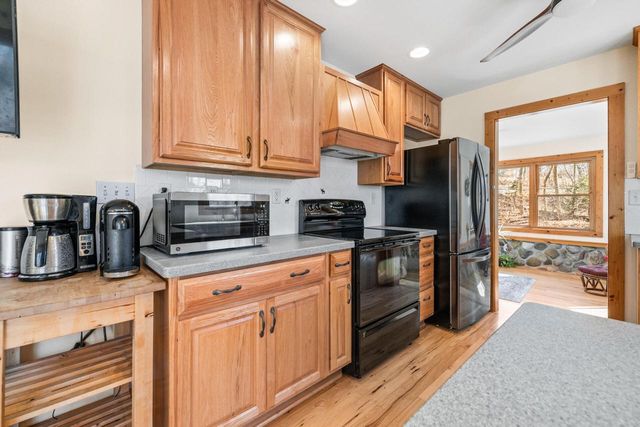 1311 Emerald DRIVE, Hartford, WI 53027