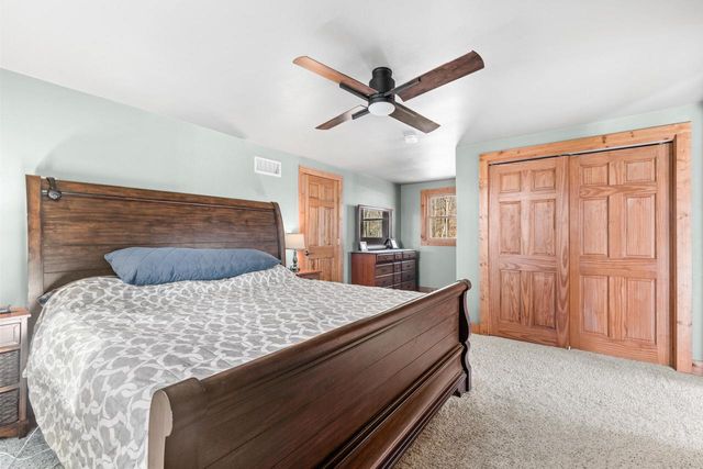 1311 Emerald DRIVE, Hartford, WI 53027