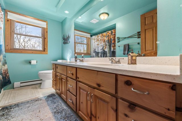 1311 Emerald DRIVE, Hartford, WI 53027