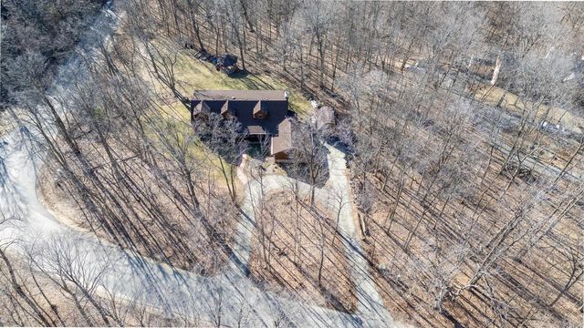 1311 Emerald DRIVE, Hartford, WI 53027