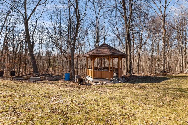 1311 Emerald DRIVE, Hartford, WI 53027